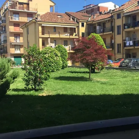 La Mansarda דירה *